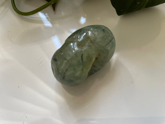 Prehnite Palmstone