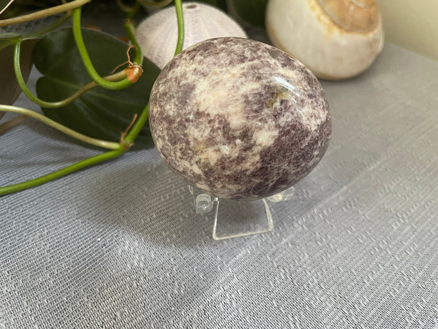 Lepidolite Palmstone